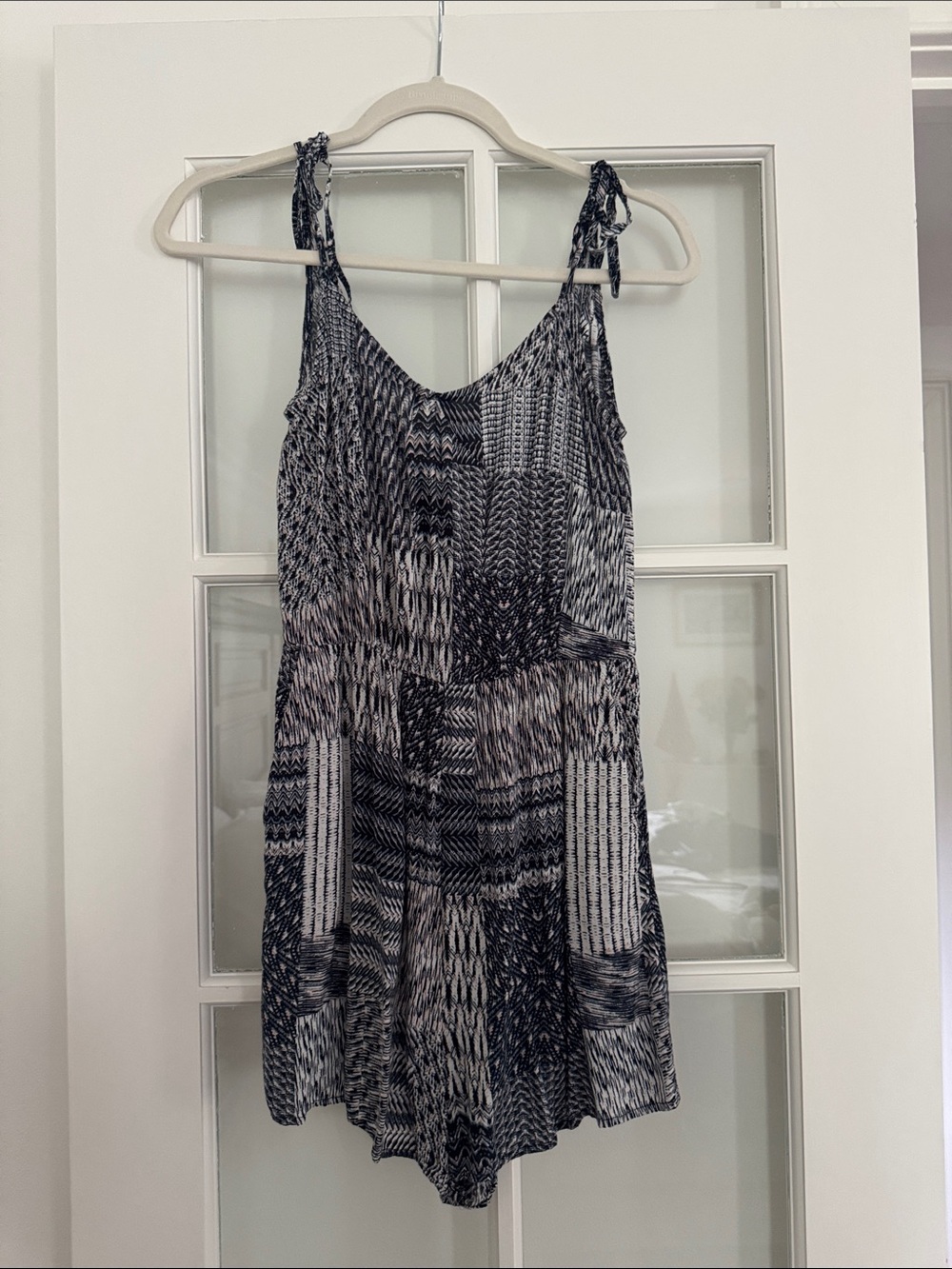 BCBGMaxAzria Black and White Printed Tie-Shoulder Romper